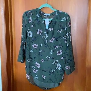 Q&A Blouse